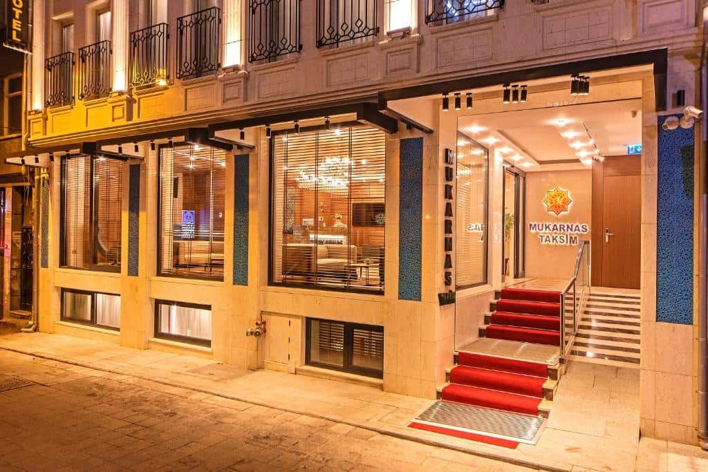 هتل موکارناس تکسیم (Mukarnas Taksim Hotel)