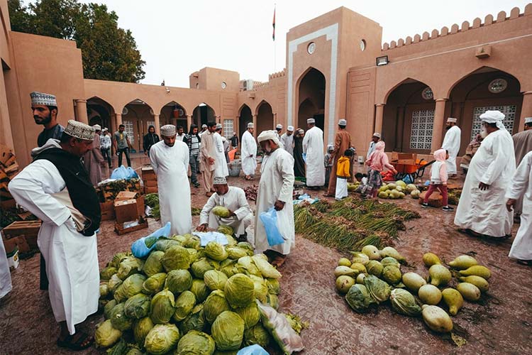 بازار نزوی عمان؛ بهترین مکان برای خرید سوغات (2)